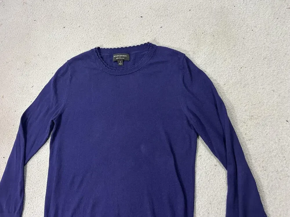 Banana Republic Sweater Womens Small Purple Premium Luxe Luxury Coquette Soft